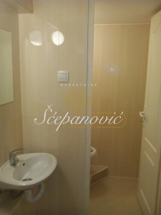 prodaja-stanova-fGJXDyLBH4 Lokal Prodaja Novi Sad 46 m2