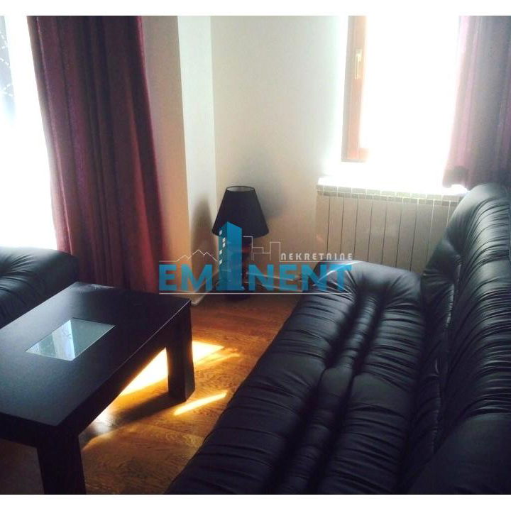 Stan Izdavanje Beograd Đeram Pijaca 57 m2