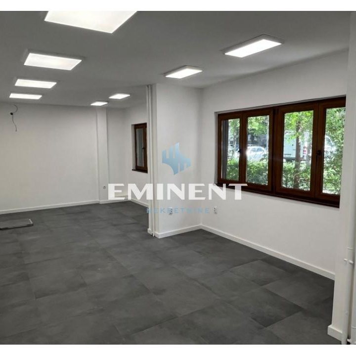 Lokal Izdavanje Beograd Blok 11c - Stari Merkator 75 m2