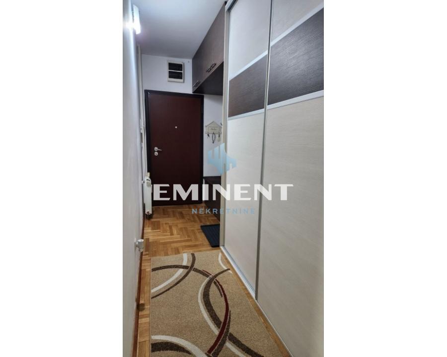 Trosoban stan za izdavanje, Južni Bulevar, Beograd, 64m², 1.000 €/mes
