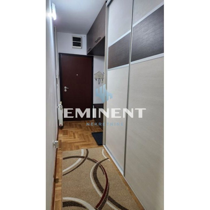 Trosoban stan za izdavanje, Južni Bulevar, Beograd, 64m², 1.000 €/mes