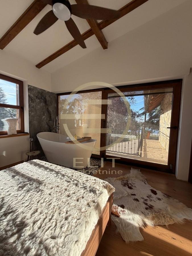 prodaja-stanova-gsUyxZcpto Kuća na prodaju, Čerević, Beočin, 3093m²
