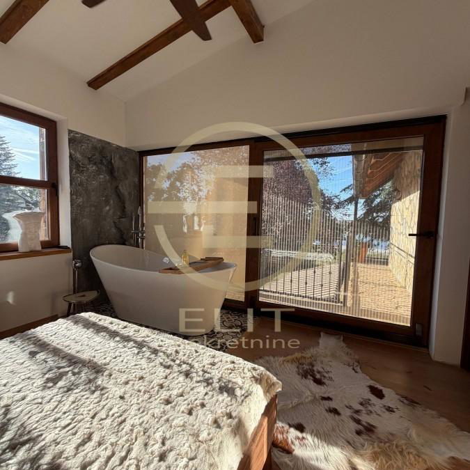 Kuća na prodaju, Čerević, Beočin, 3093m²