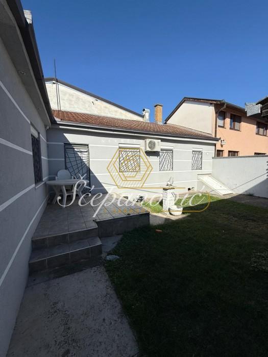 Kuća Izdavanje Novi Sad Kuća Izdavanje Novi Sad 136 m2