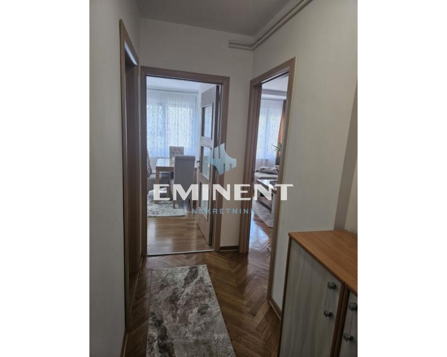 Stan Izdavanje Beograd Kalenić Pijaca 60 m2