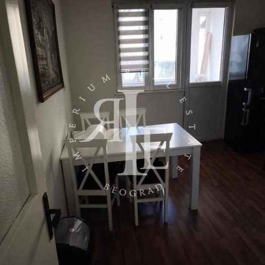 Stan Prodaja Beograd Karaburma 60 m2