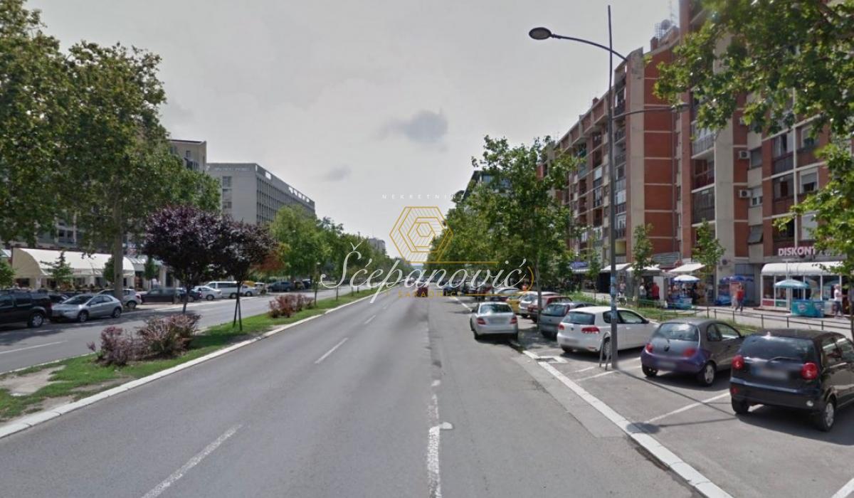 Lokal za izdavanje, Bulevar Oslobođenja, Novi Sad, 109m², 2.800 €/mes