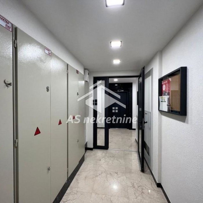 Četvorosoban stan na prodaju, Južni Bulevar, Beograd, 88m², 387.000 €