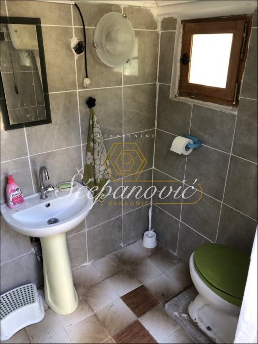 prodaja-stanova-me9rO91RLH Kuća na prodaju, Kamenjar, Novi Sad, 32m², 72.000 €