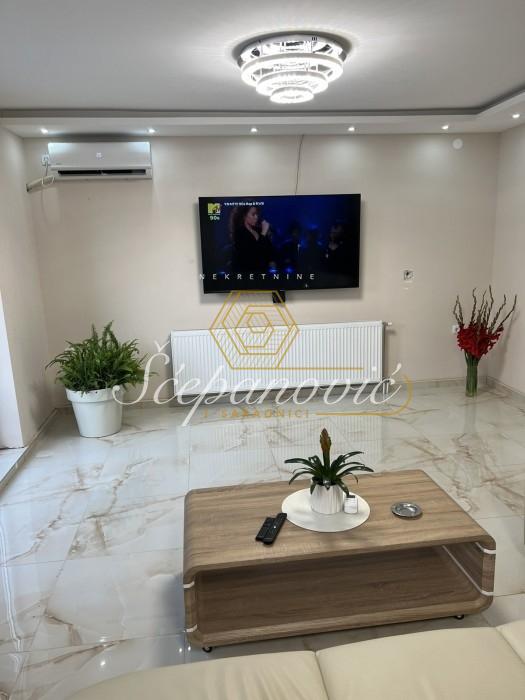 Kuća Izdavanje Novi Sad Kuća Izdavanje Novi Sad 524 m2
