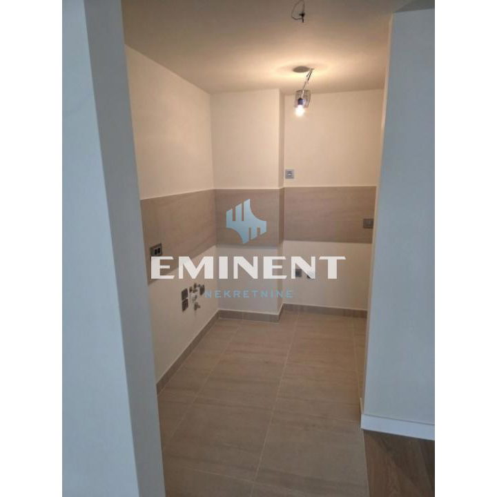 Stan Prodaja Beograd Blok 65 55 m2