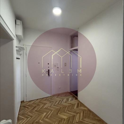 Stan Prodaja Beograd Kalenić Pijaca 61 m2