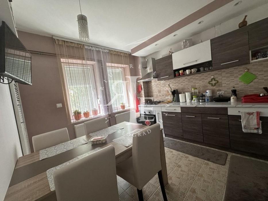 Kuća Prodaja Beočin Kuća Prodaja Beočin 188 m2