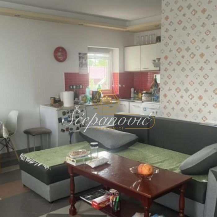 Kuća Prodaja Novi Sad  188 m2