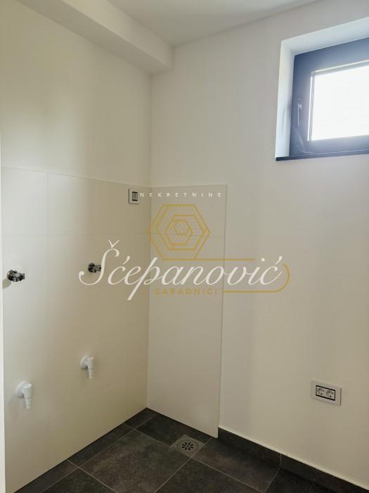 Petosoban stan za izdavanje, Popovica, Novi Sad, 181m², 2.500 €/mes
