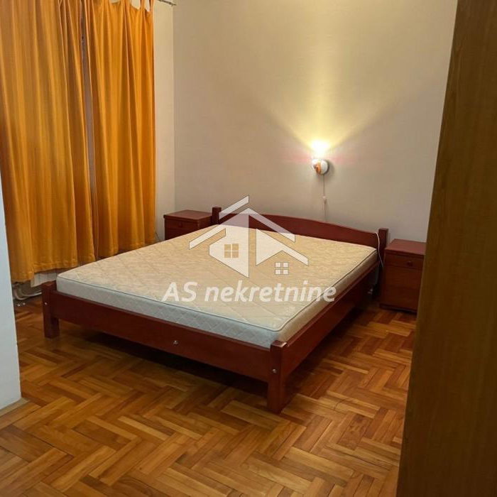 Trosoban stan za izdavanje, Učiteljsko Naselje, Beograd, 120m², 800 €/mes