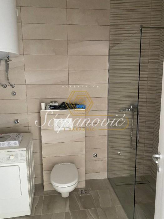 Stan Prodaja Novi Sad  74 m2