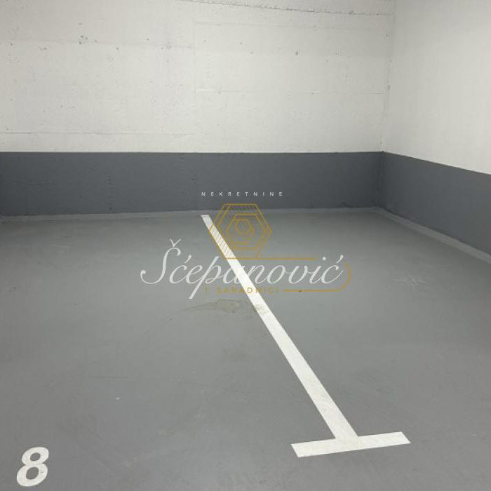 Petosoban stan na prodaju, Grbavica, Novi Sad, 185m², 536.500 €