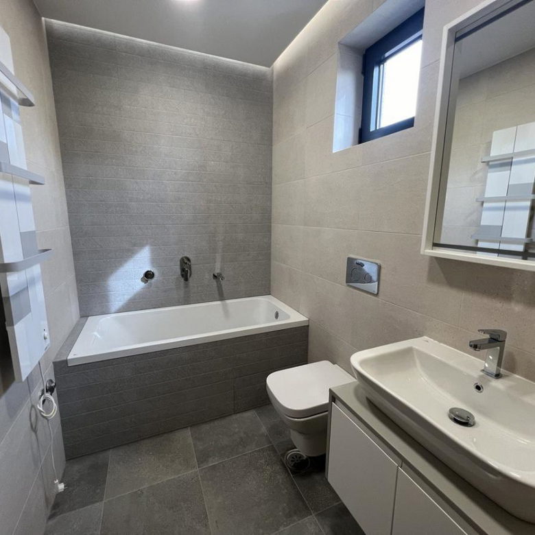 Kuća na prodaju, Popovica, Novi Sad, 181m², 495.000 €