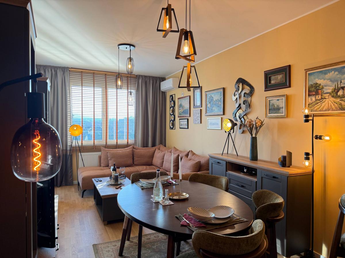 qdzntibwc8-photo-2025-12-10-15-24-44 Trosoban stan na prodaju, Bulevar Patrijarha Pavla, Novi Sad, 59m², 175.000 €