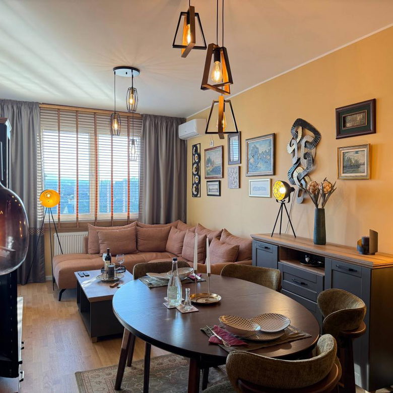 Trosoban stan na prodaju, Bulevar Patrijarha Pavla, Novi Sad, 59m², 175.000 €