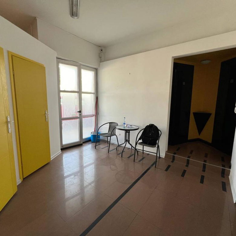 Lokal Prodaja Novi Sad  110 m2