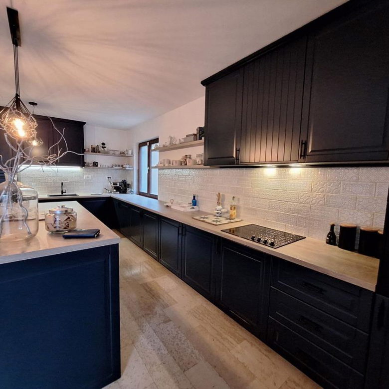 Kuća na prodaju, Centar, Beočin, 254m², 397.000 €