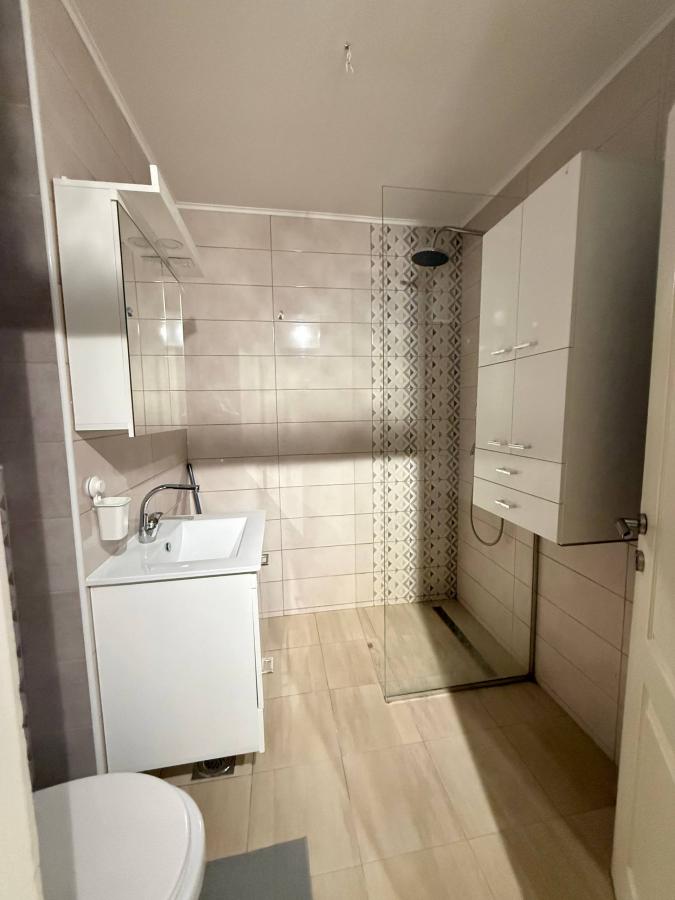qyyfskiy74-photo-2026-03-05-10-46-21 Dvosoban stan na prodaju, Bulevar Oslobođenja, Novi Sad, 40m², 130.000 €