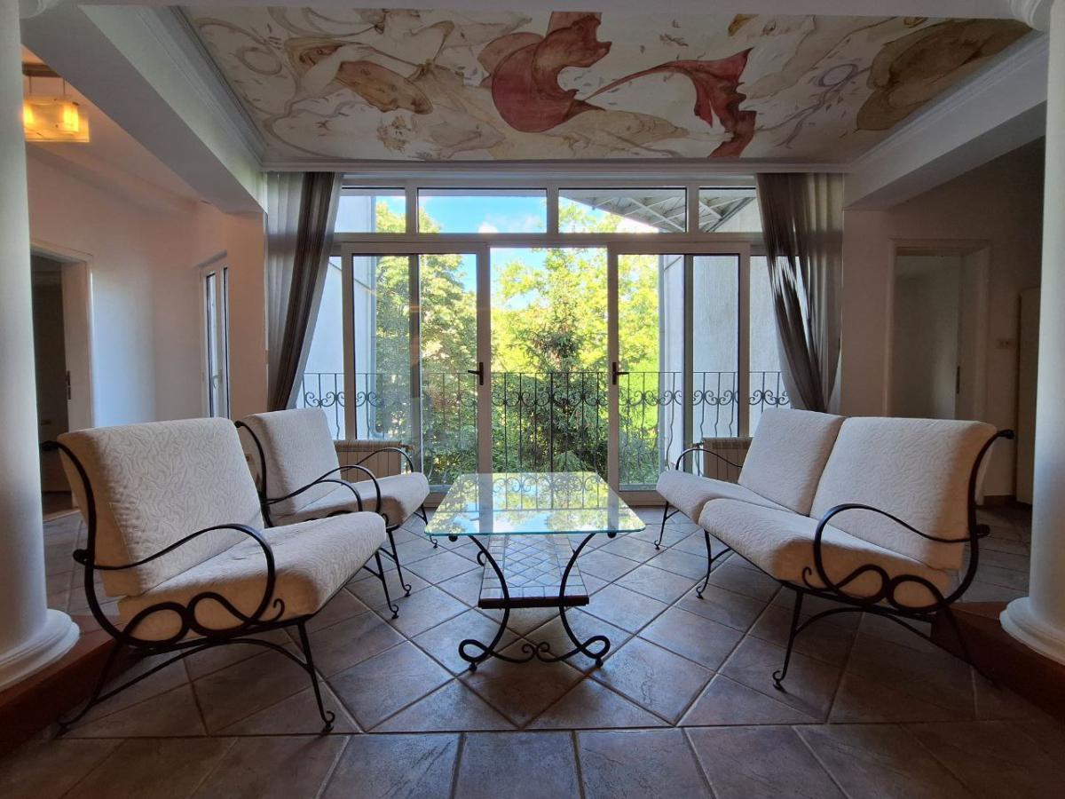 saf65syfsh-photo-2024-05-10-16-50-08-5- Četvorosoban stan na prodaju, Centar, Novi Sad, 213m², 532.500 €
