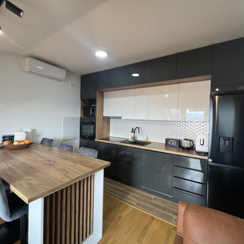 Stan Prodaja Novi Sad Bulevar Patrijarha Pavla 113 m2