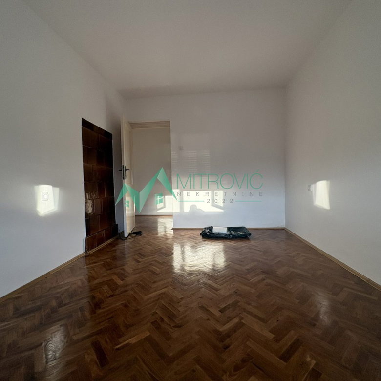 Stan Prodaja Novi Sad  43 m2
