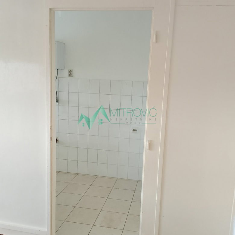 Stan Prodaja Novi Sad  43 m2