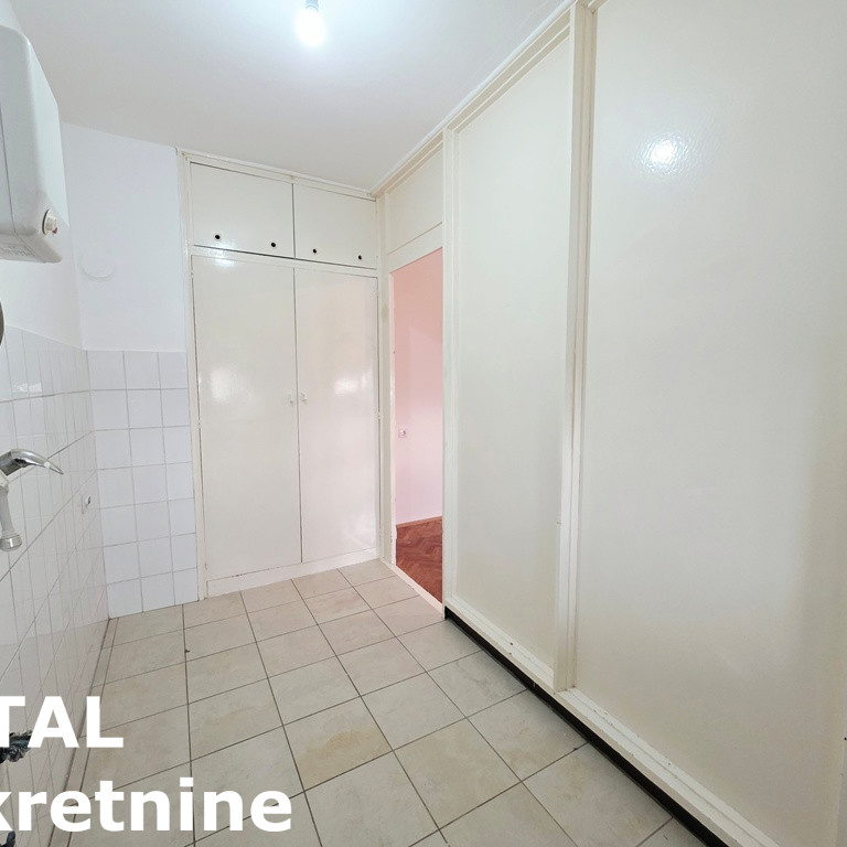 Stan Prodaja Novi Sad Cara Dušana 43 m2