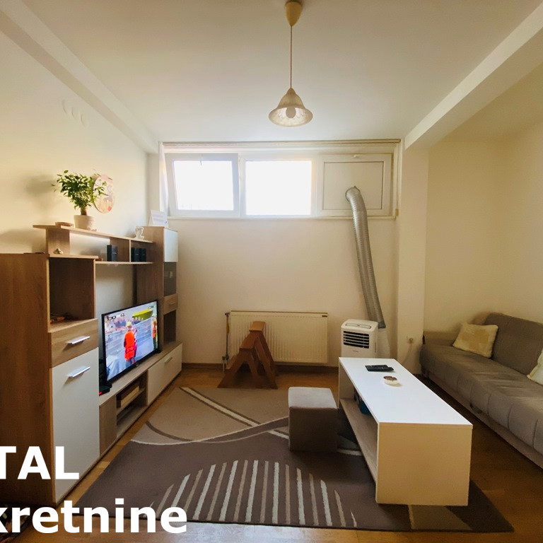 Jednoiposoban stan na prodaju, Grbavica, Novi Sad, 36m², 93.600 €