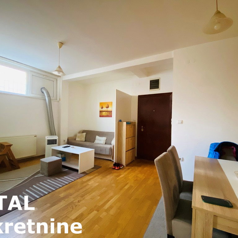 Jednoiposoban stan na prodaju, Grbavica, Novi Sad, 36m², 93.600 €
