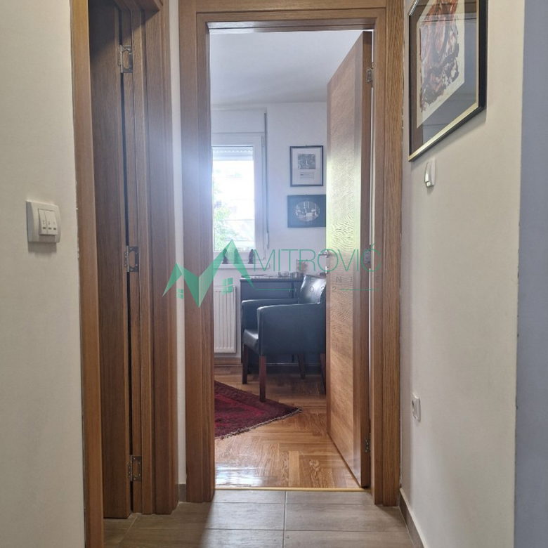Stan Prodaja Novi Sad  38 m2