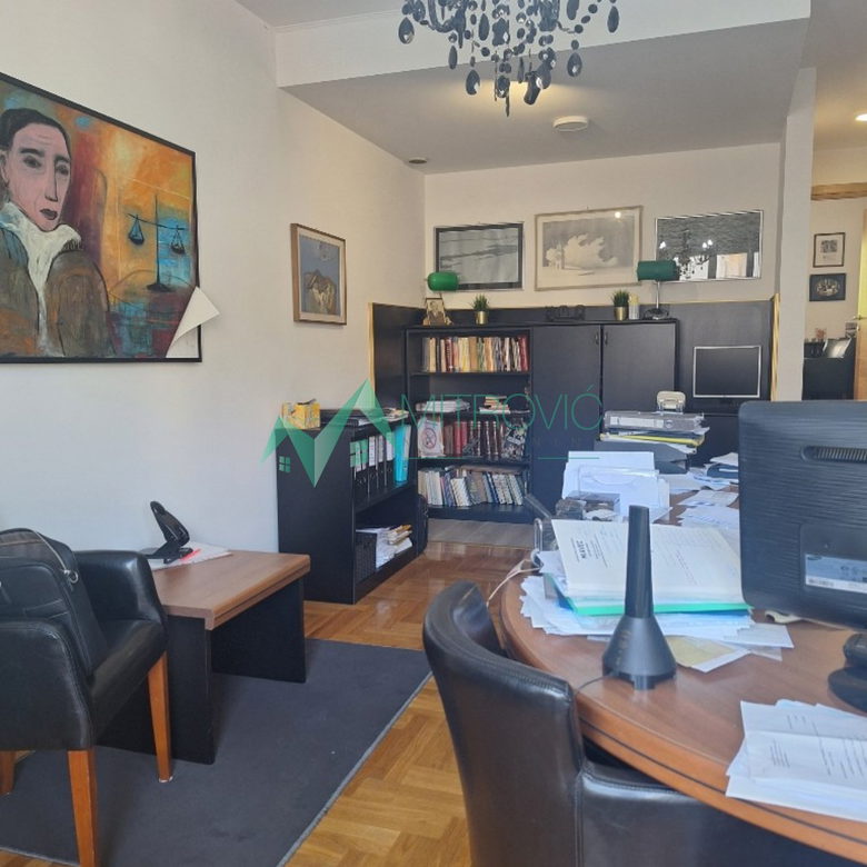 Stan Prodaja Novi Sad  38 m2