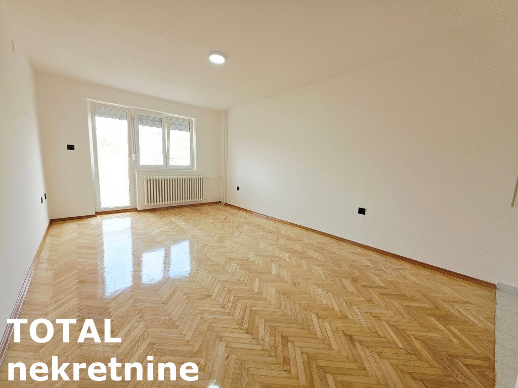 Stan Prodaja Novi Sad Cara Dušana 31 m2