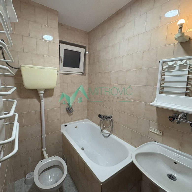 Stan Prodaja Novi Sad  32 m2