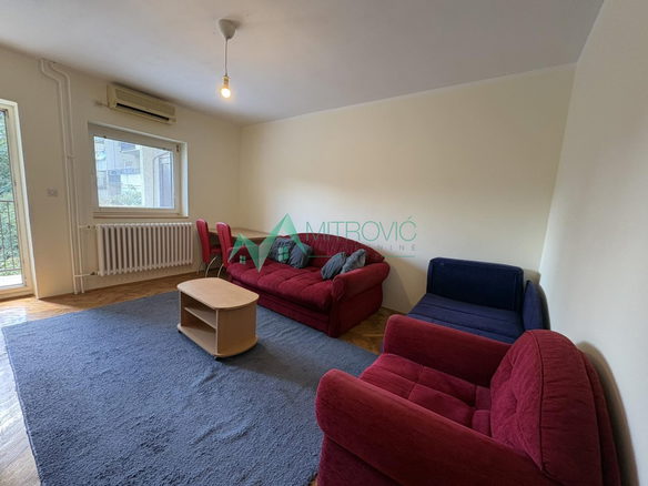 Stan Prodaja Novi Sad  32 m2