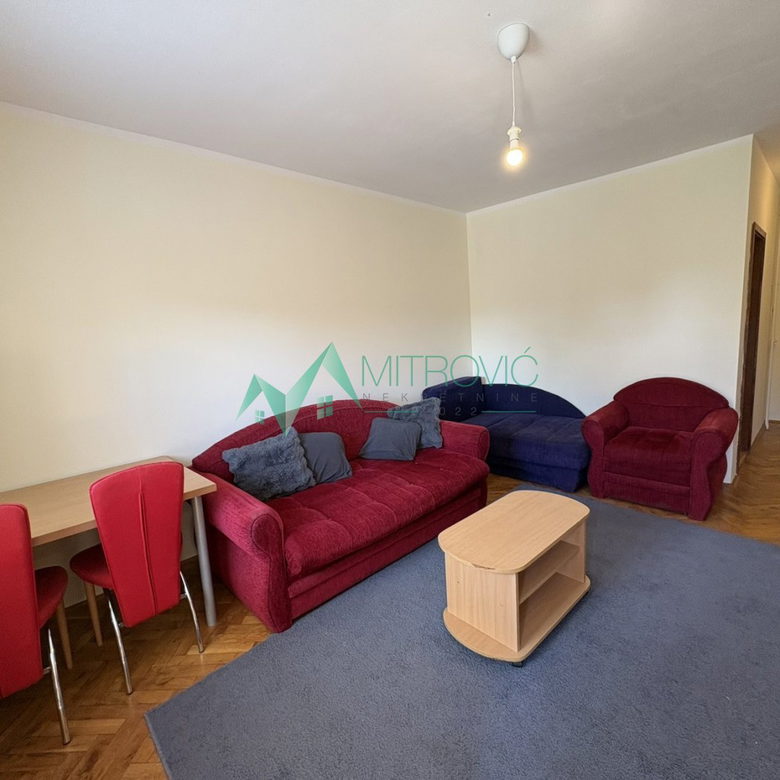 Stan Prodaja Novi Sad  32 m2