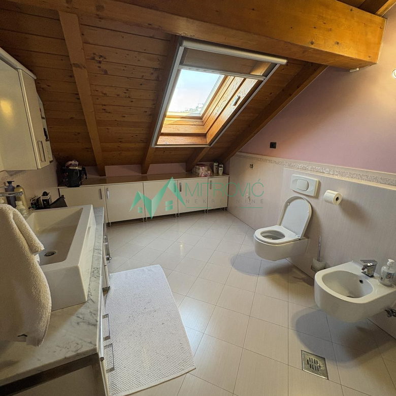 Višesoban stan na prodaju, Centar, Novi Sad, 266m², 700.000 €