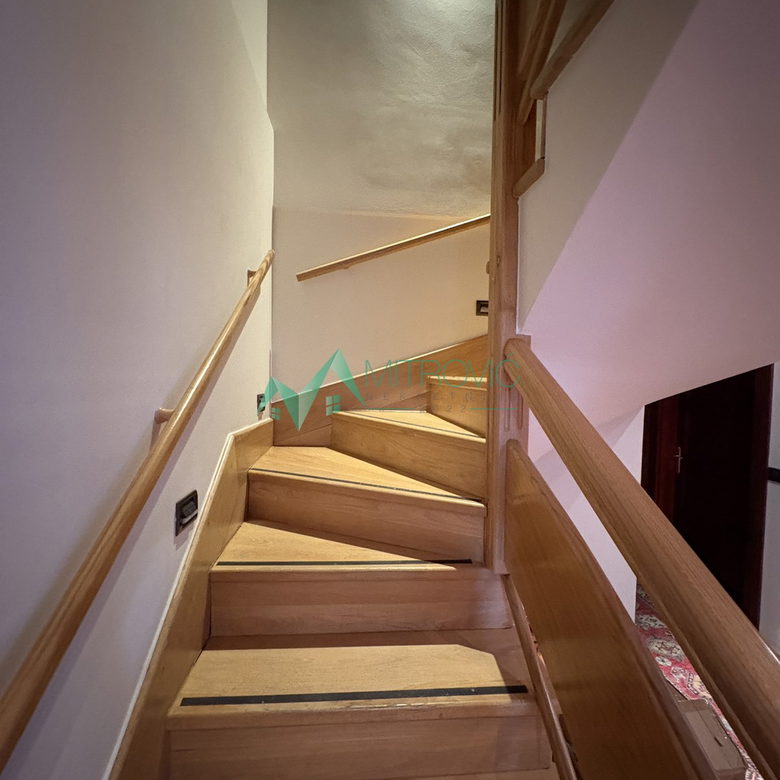 Višesoban stan na prodaju, Centar, Novi Sad, 266m², 700.000 €