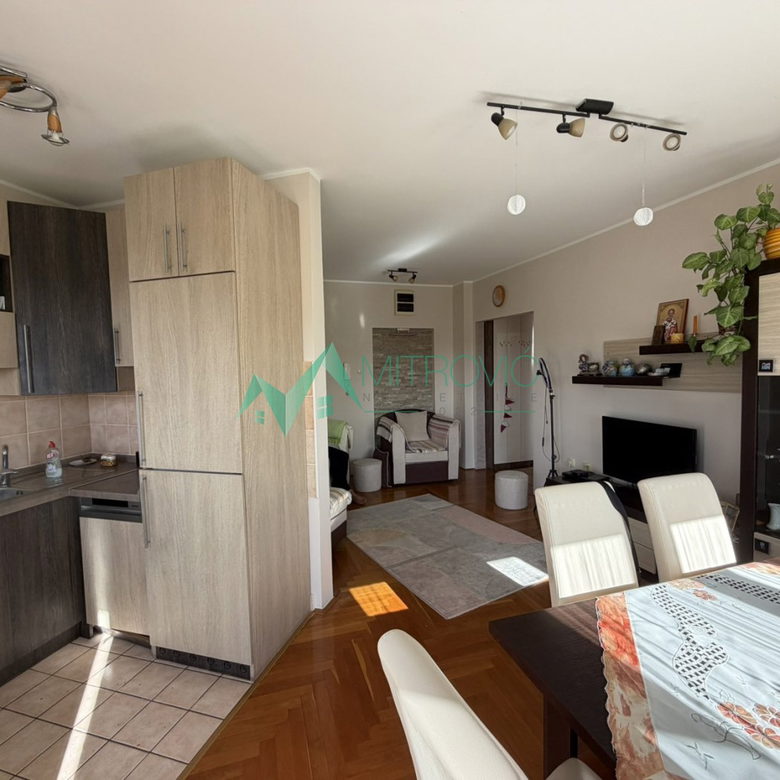 Stan Prodaja Novi Sad  55 m2