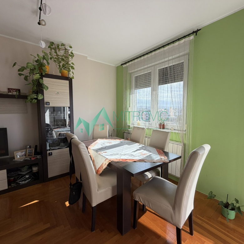 Stan Prodaja Novi Sad  55 m2