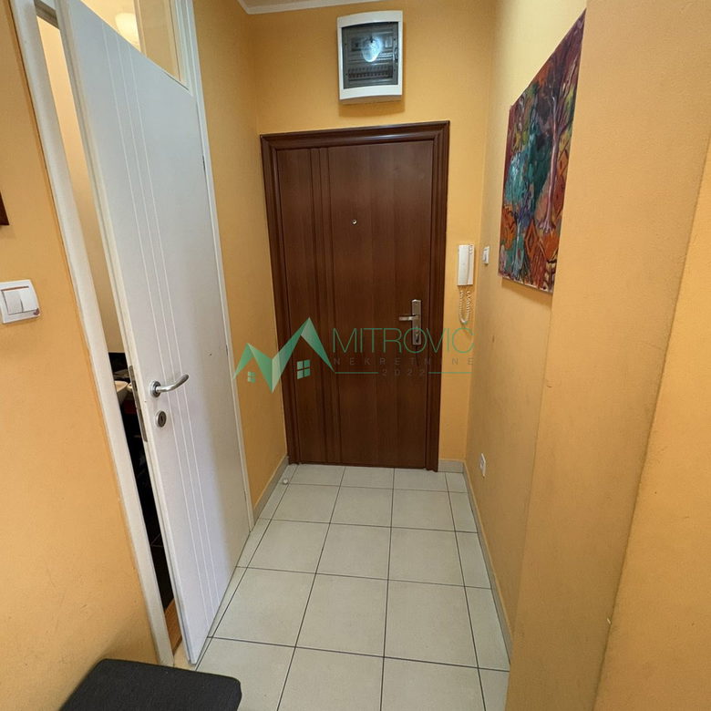 Stan Prodaja Novi Sad  69 m2