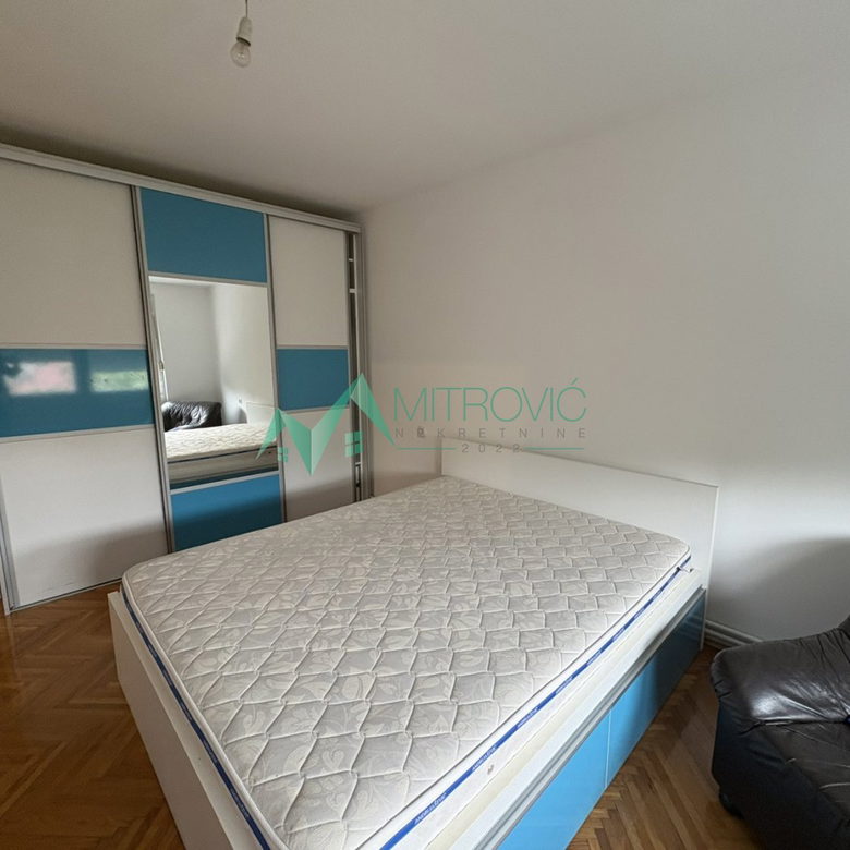 Stan Prodaja Novi Sad  57 m2