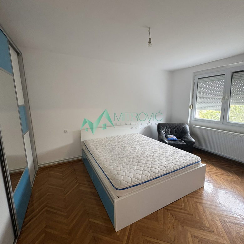 Stan Prodaja Novi Sad  57 m2