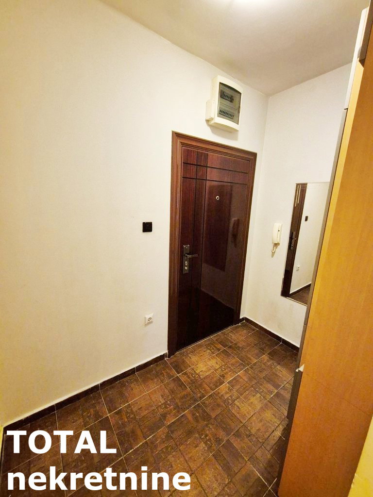 stanovi-2-re-centar-1066236-0jqkr Dvosoban stan na prodaju, Centar, Novi Sad, 49m², 142.000 €