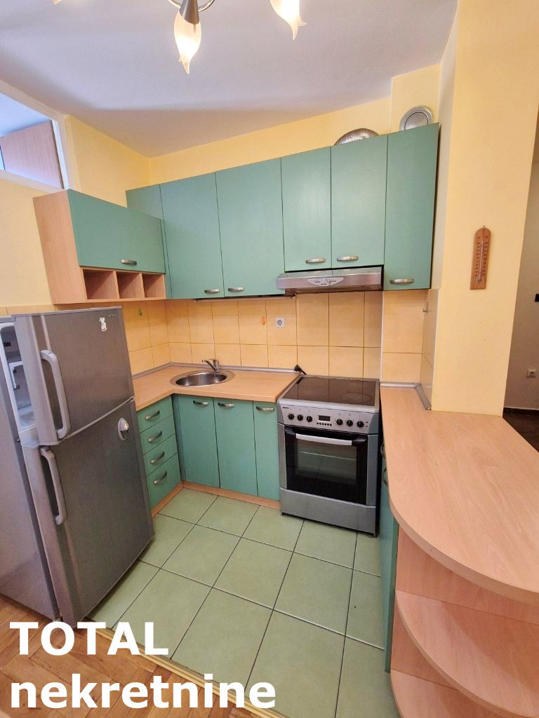 stanovi-2-re-centar-1066236-hugvo Stan Prodaja Novi Sad 49 m2